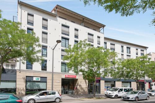 Appart’City Confort Lyon Vaise : Guest accommodation near Saint-Didier-au-Mont-d'Or