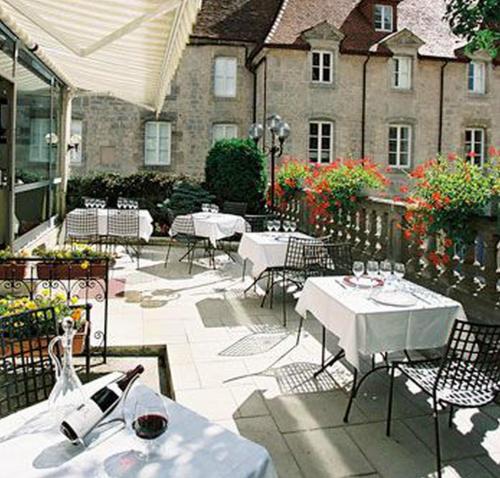 Hôtel Le Cheval Blanc : Hotel near Chaudenay