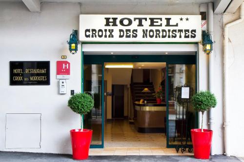 Hôtel Croix des Nordistes : Hotel near Bénac