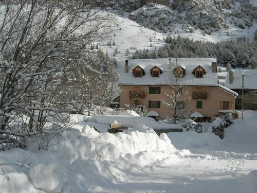 Auberge La Cleida : Guest accommodation near Névache