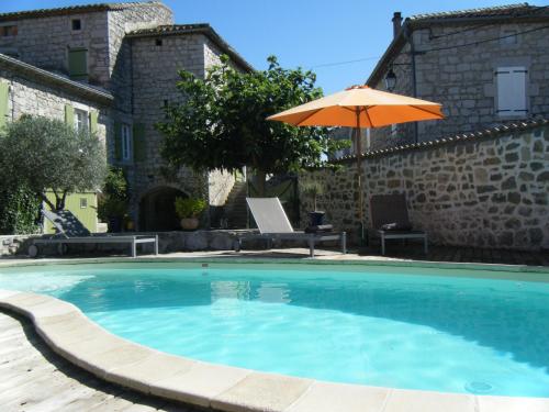 Mas Des Ayres : Guest accommodation near Grospierres