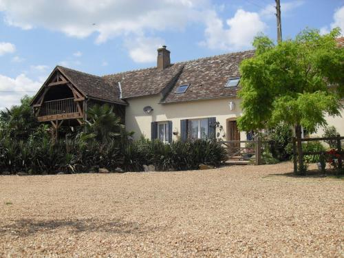 Les Chères Mères : Bed and Breakfast near Mulsanne