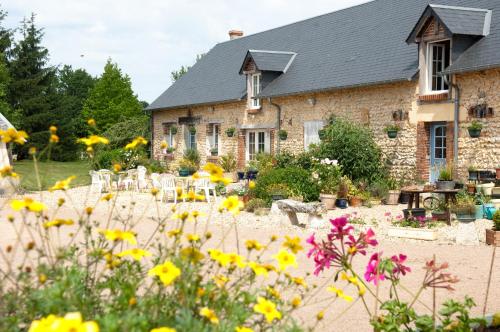 Les Châtelains : Bed and Breakfast near Humbligny