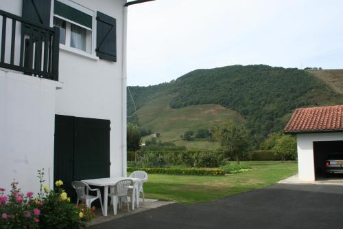 Chambres d'Hotes Chez Pascaline : Guest accommodation near Lacarre