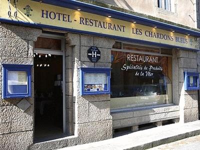 Logis Hôtel Les Chardons Bleus : Hotel near Île-de-Batz