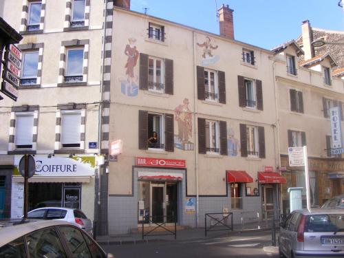 Le Saint-Joseph : Hotel near Saint-Genès-Champanelle