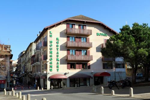 Hotel Le Bourgogne : Hotel near Saint-Paul-en-Chablais