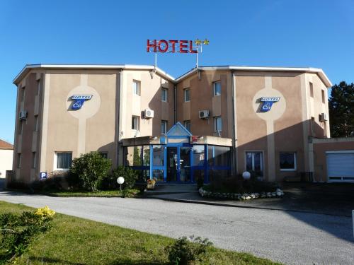 Cat'Hotel : Hotel near Saint-Lattier