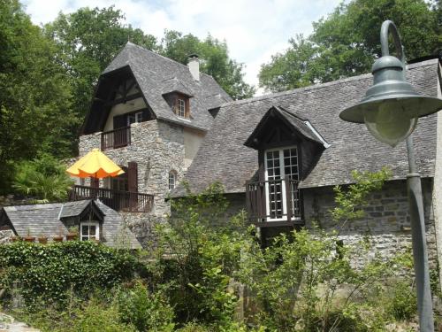 Moulin de La Fontaine Cambot : Guest accommodation near Lurbe-Saint-Christau