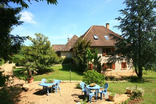 Chambres d'Hôtes Larnaudie : Bed and Breakfast near Saint-Amand-de-Coly