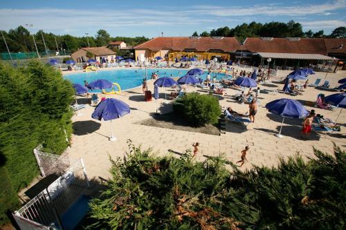 Résidence Odalys - Les Villas du Lac : Guest accommodation near Soustons