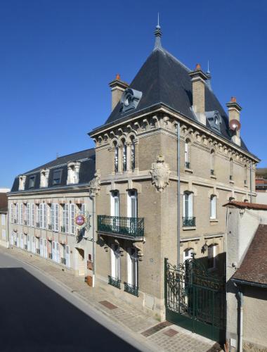 Hotel Castel Jeanson : Hotel near Vaudemange