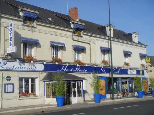 Logis Hostellerie Saint Paul : Hotel near Linières-Bouton