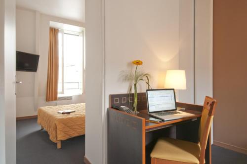 Aparthotel Adagio Access Paris Philippe Auguste : Guest accommodation near Paris 20e Arrondissement