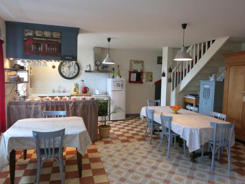 Back To breizh : Guest accommodation near Brandérion