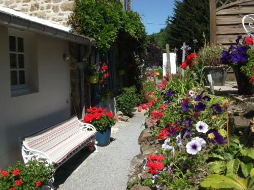 Au Bon Accueil : Bed and Breakfast near Baguer-Pican
