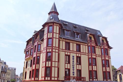 Hotel Des Bains : Hotel near Donville-les-Bains