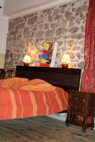 La petite étoile d'hôtes en Mercantour : Bed and Breakfast near Saint-Étienne-de-Tinée