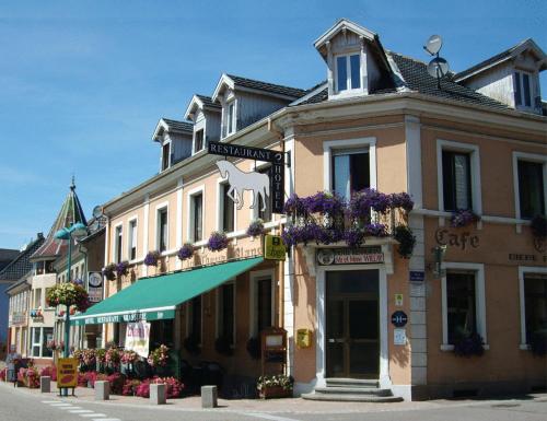 Au Cheval Blanc : Hotel near Saint-Amarin
