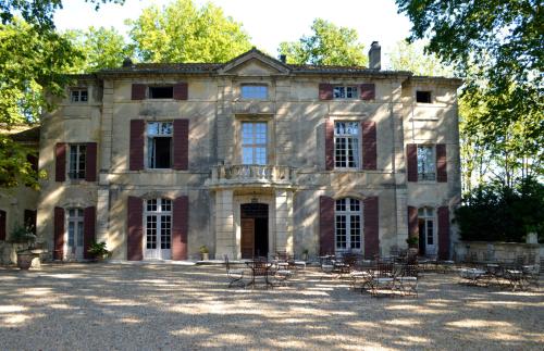 Chateau De Roussan : Hotel near Mas-Blanc-des-Alpilles