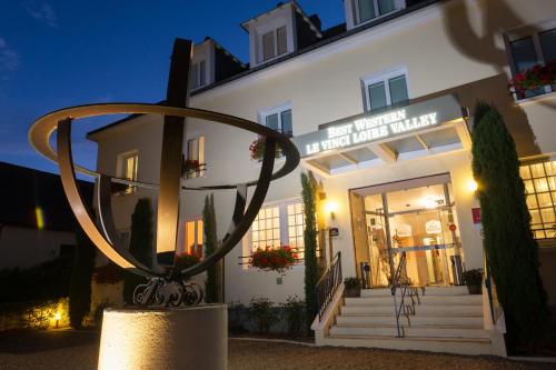 Best Western Le Vinci Loire Valley : Hotel near La Croix-en-Touraine