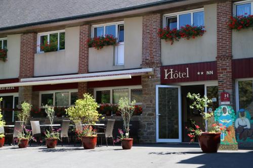 Hostellerie de la Poterne : Hotel near Saint-Carreuc