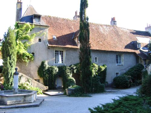 Château de Nazelles : Guest accommodation near Pocé-sur-Cisse