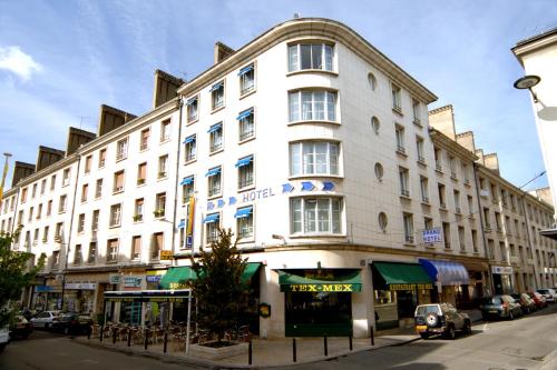 Grand Hôtel : Hotel near Lion-en-Beauce
