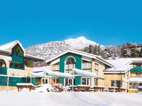 Club Vacances Bleues Les Alpes d'Azur : Resort near La Salle-les-Alpes