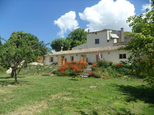 Les Ânes de Forcalquier : Bed and Breakfast near Ongles