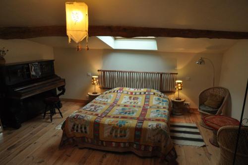 La Grange d'Agnès : Bed and Breakfast near Montlaur-en-Diois