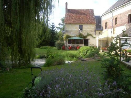 Le Moulin de St Blaise : Bed and Breakfast near La Chartre-sur-le-Loir