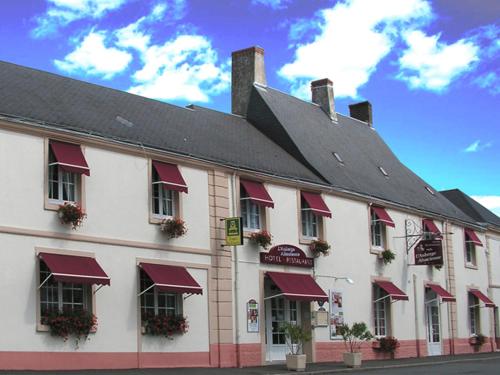 Logis L'Auberge Alsacienne : Hotel near Aubigné-Racan