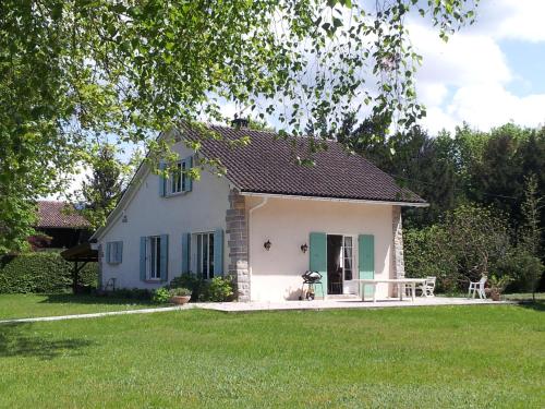 La Maison du Lac : Guest accommodation near Fessy