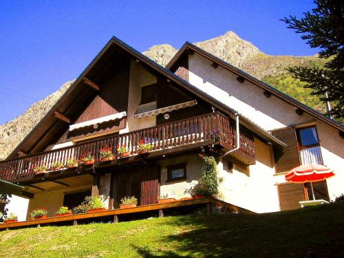 Chalet Michelle : Bed and Breakfast near Chantelouve