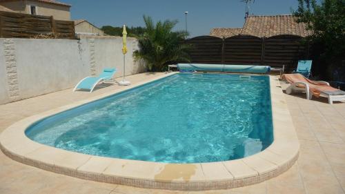 Suite Harlequin : Guest accommodation near Saussan
