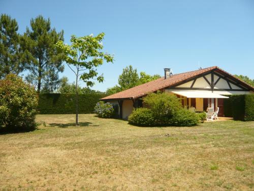 La Maison Bourg de Vielle : Guest accommodation near Castets
