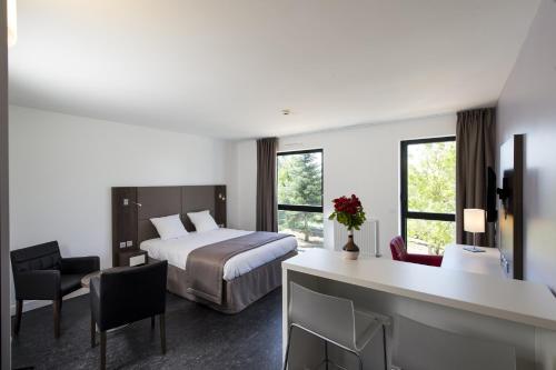 Maison Internationale : Guest accommodation near Neuilly-lès-Dijon