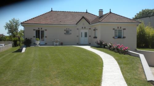 L'Escapade : Bed and Breakfast near Linthes