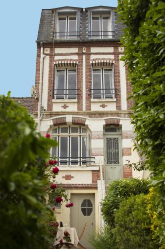 Honfleur house : Guest accommodation near Saint-Aubin-Routot
