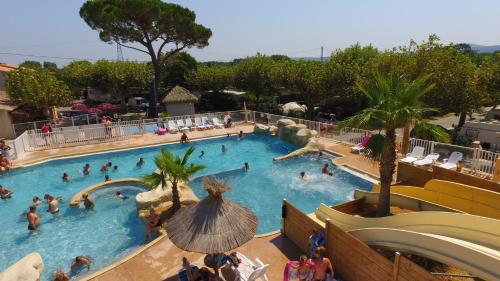 La Pinede Camping : Guest accommodation near Grimaud