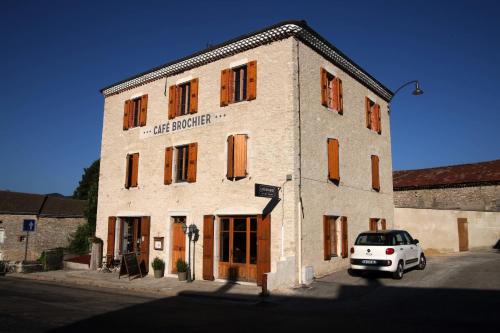 Café Brochier Hotel : Hotel near La Sône