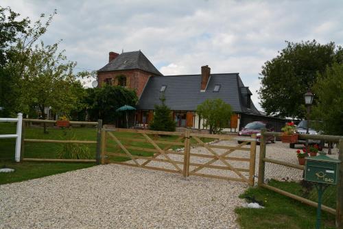 B&B - Le Moussel : Bed and Breakfast near Saint-Georges-du-Mesnil