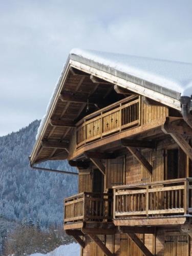 Chalet Beatrice : Bed and Breakfast near Essert-Romand