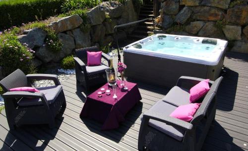 Suites Marines : Guest accommodation near Paimpol