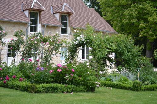 La Maison du Potager de Mazières : Bed and Breakfast near Moulins-sur-Yèvre