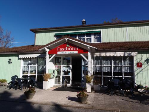 Fasthotel Genève Gex : Hotel near Coyrière