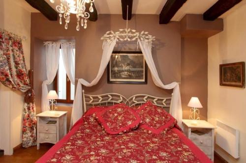 Sarlat Town House : Guest accommodation near Saint-André-d'Allas