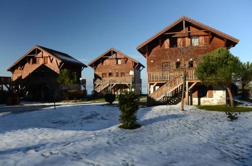 Résidence Odalys Les Chalets d'Evian : Guest accommodation near Thollon-les-Mémises