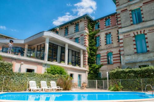 Résidence Vacances Bleues Villa Regina : Guest accommodation near Arcachon
